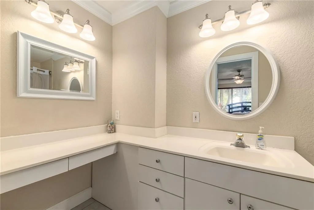 Photo of 323 SE Egret Place
