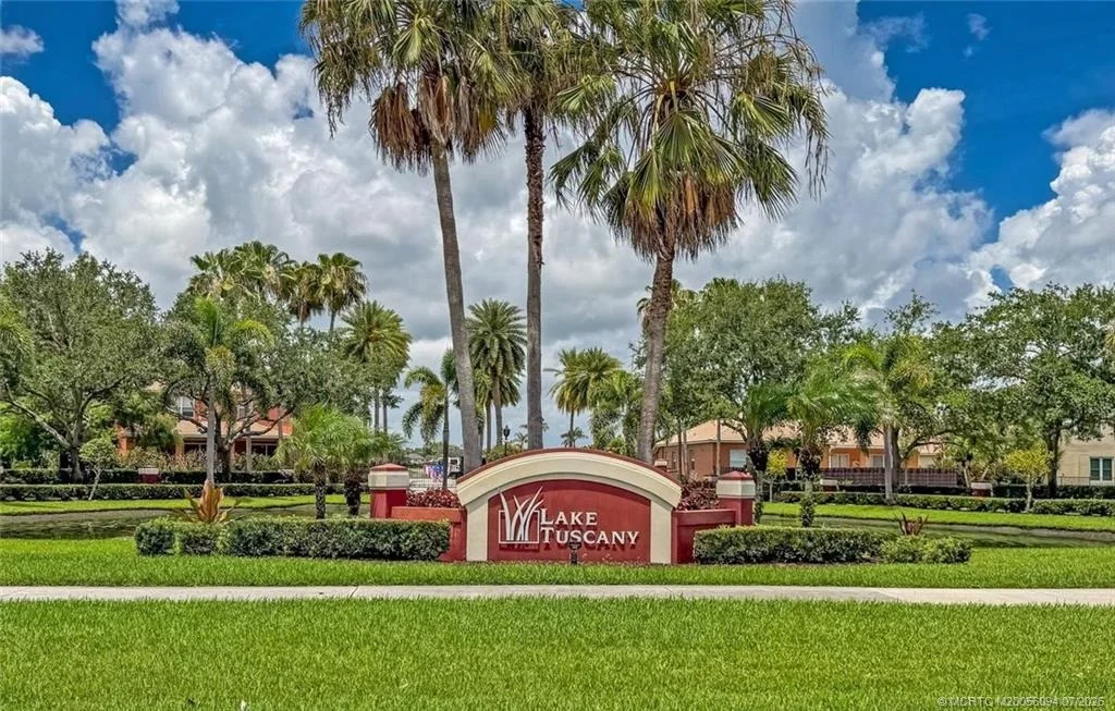 Photo of 2029 SW Panther Trace