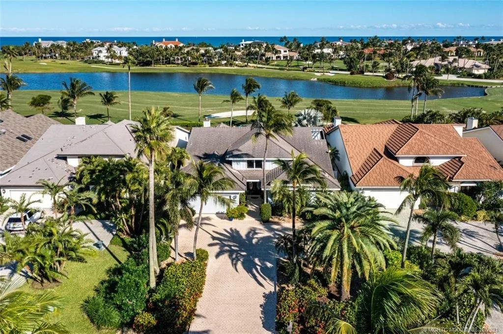 Photo of 6947 SE Harbor Circle