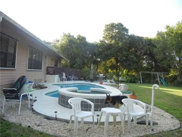 Photo of 1150 SE Buttonwood Circle