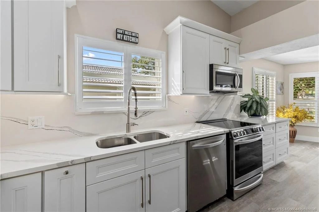 Photo of 1828 SE Coronado Lane