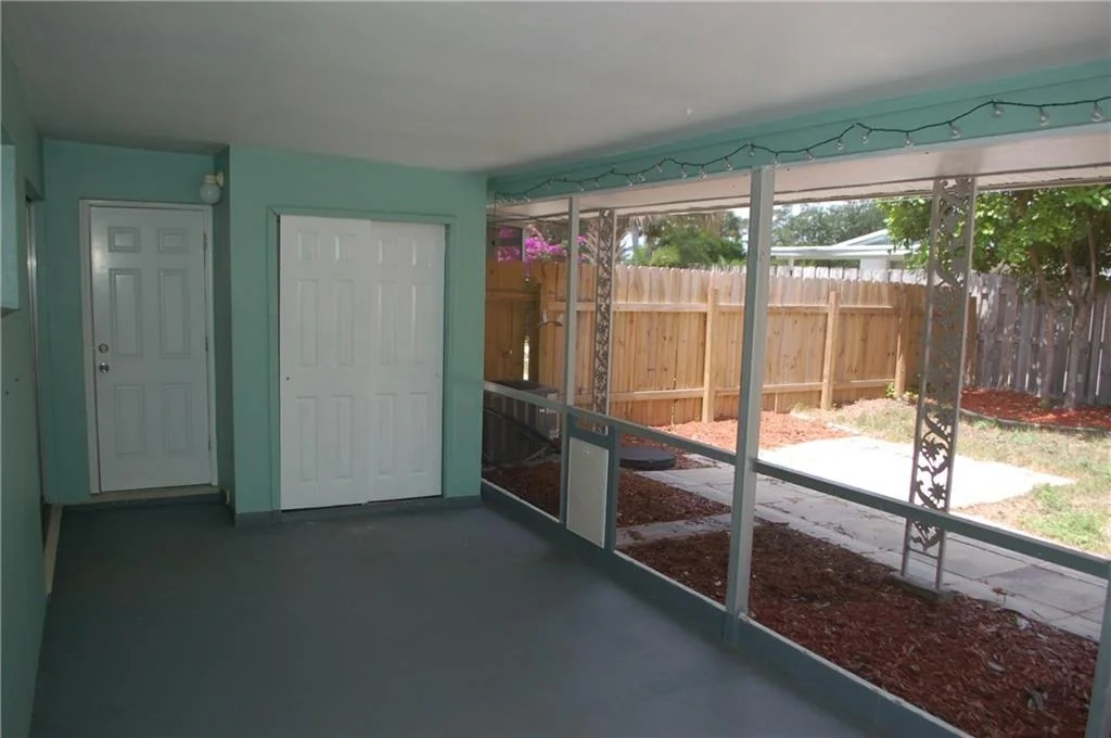 Photo of 444 SE Fini Drive