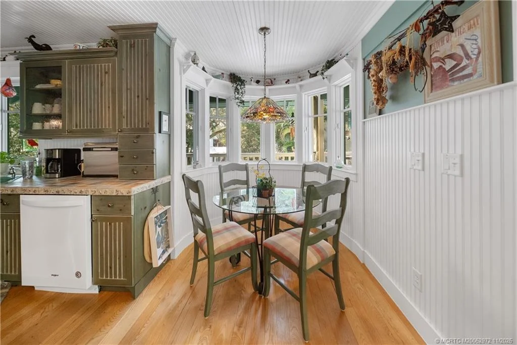 Photo of 12 Oak Hill Way