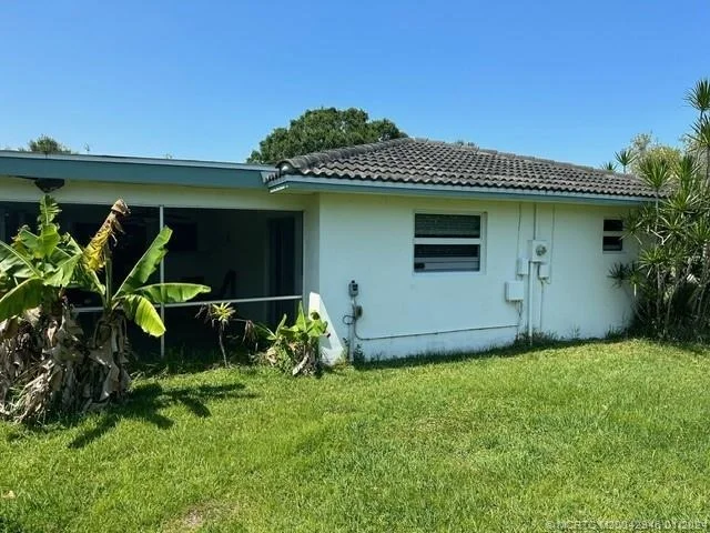 Photo of 2428 NW Everglades Boulevard