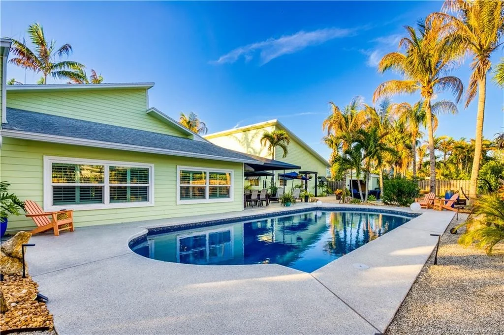 Photo of 4942 SE Bayshore Terrace