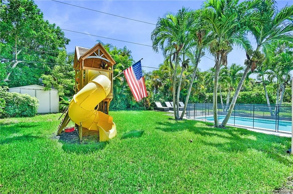 Photo of 4756 SE Manatee Terrace