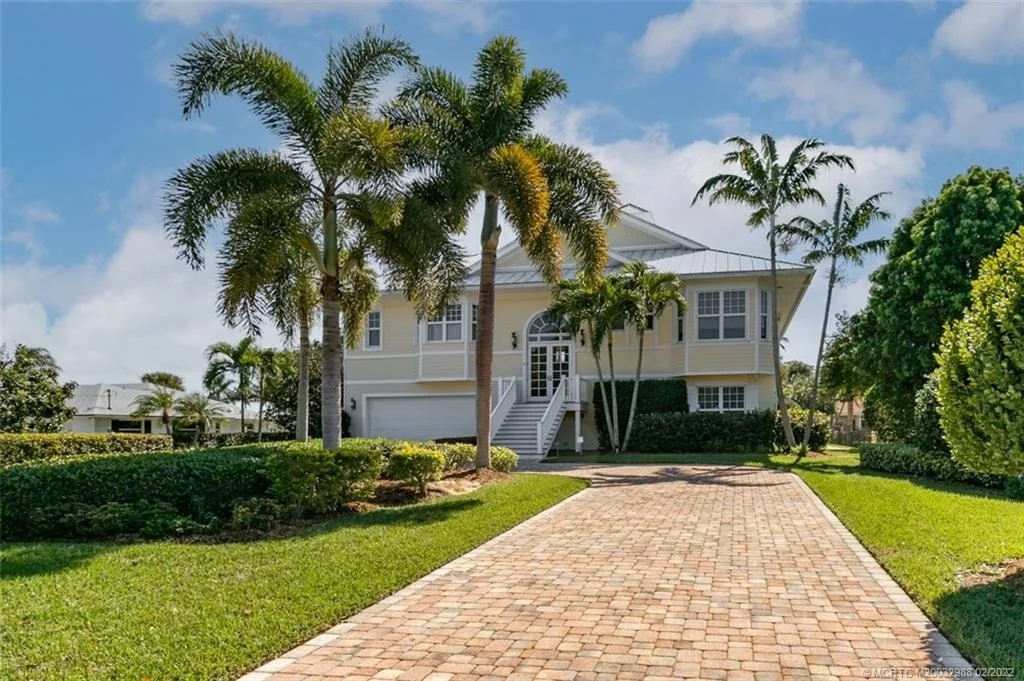 Photo of 5914 SE Horseshoe Point Road