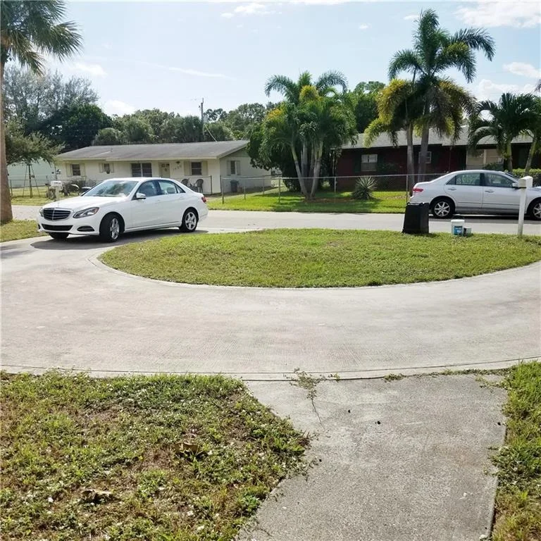 Photo of 1425 NE Silver Maple Way