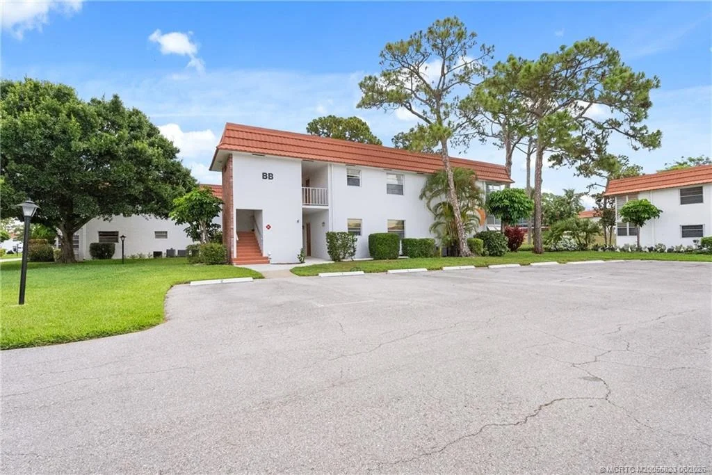 Photo of Unit BB2 at 2600 SE Ocean Boulevard