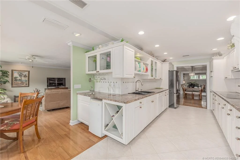 Photo of 4020 SE Whiticar Way