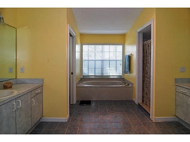 Photo of 4228 SE Rainbows End