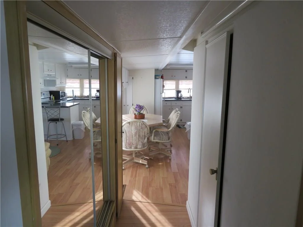 Photo of 15 Nettles Boulevard