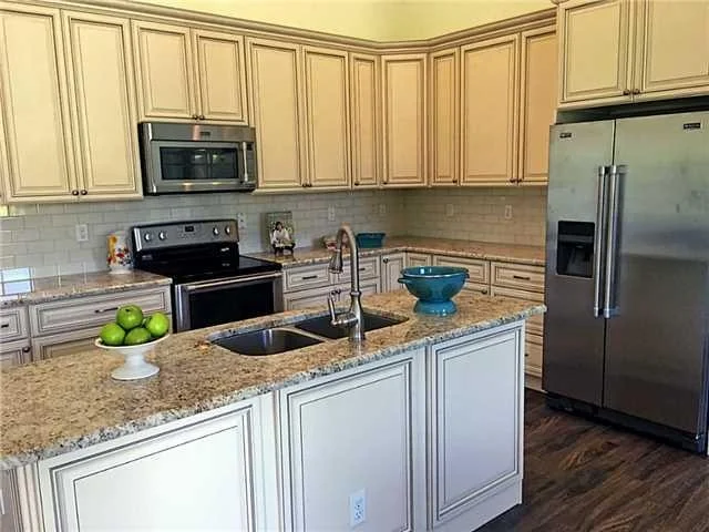 Photo of 5424 SE Horseshoe Point Road