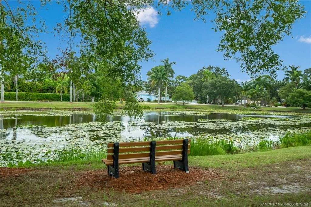 Photo of 1809 NW Bright River Point