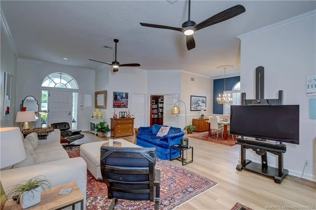 Photo of 3290 SE Cambridge Drive