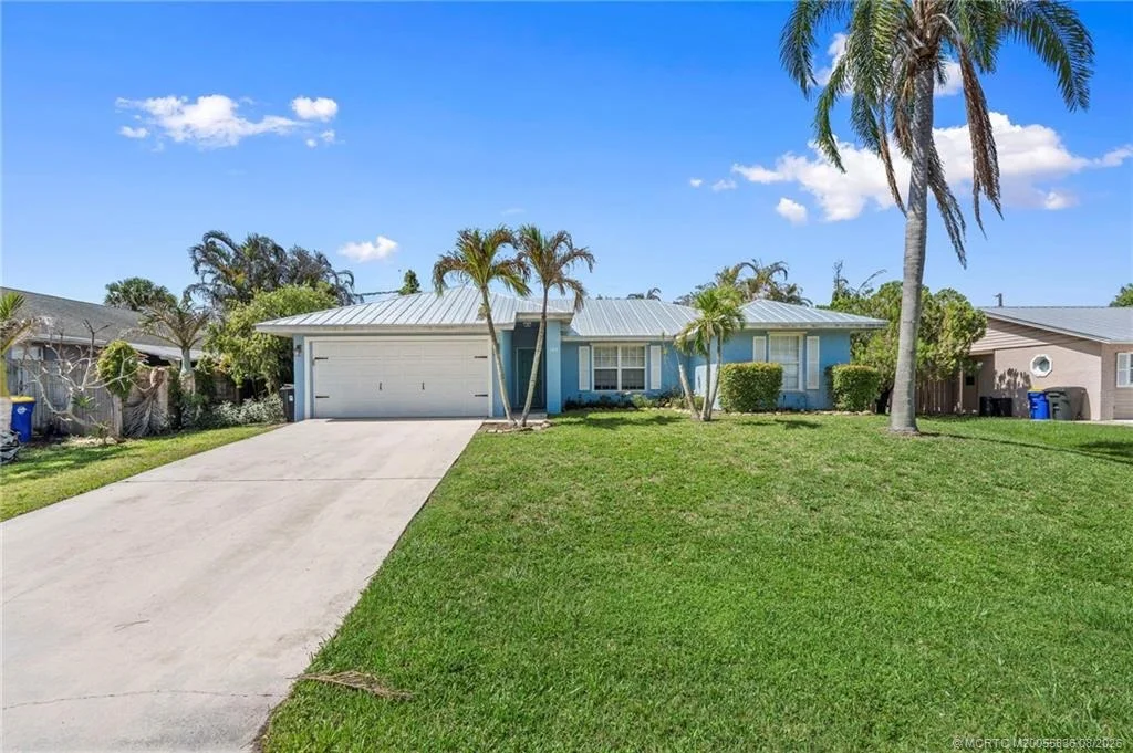 Photo of 984 NW 16th Place