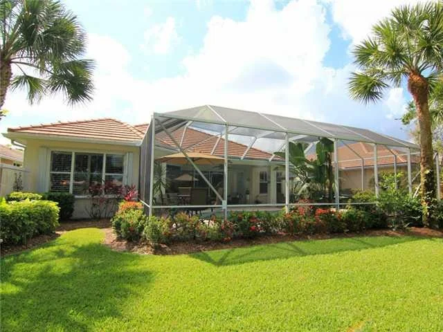 Photo of 4348 SE Coventry Lane