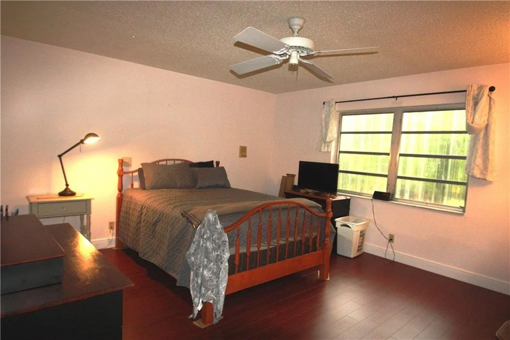 Photo of 3793 SE Fairway East