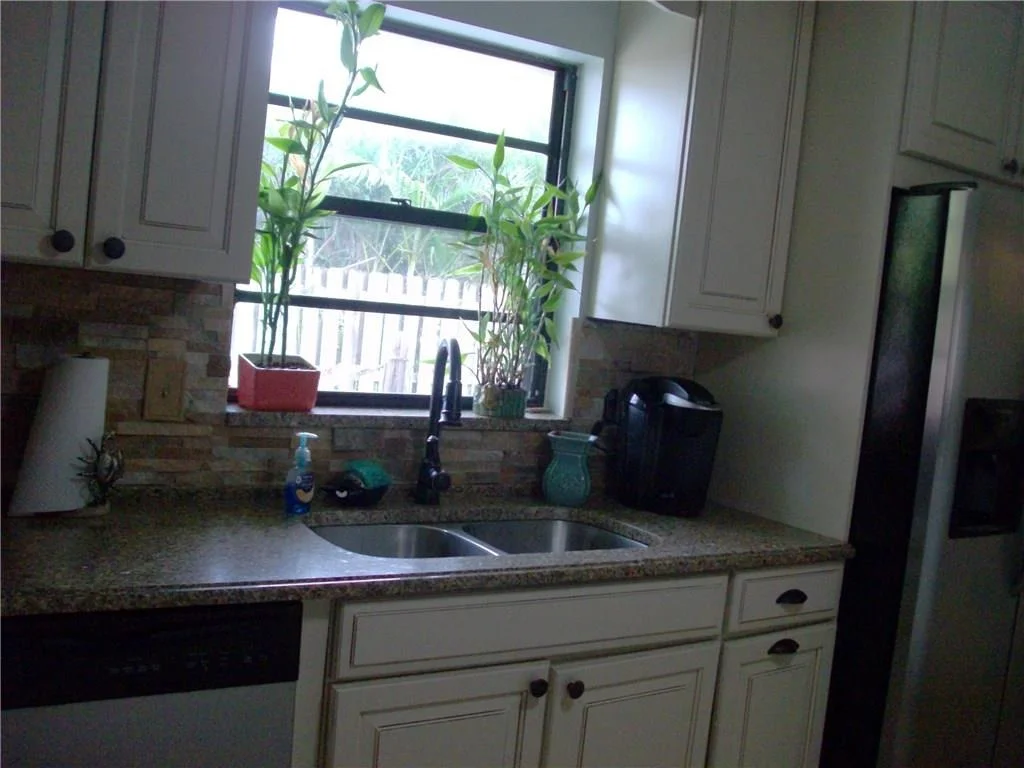 Photo of 4581 SE Shady Ridge Lane