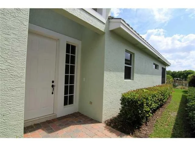 Photo of 1594 SE Tidewater Place