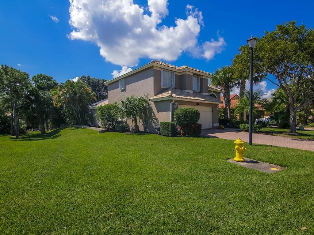 Photo of 823 SE Westminster Place