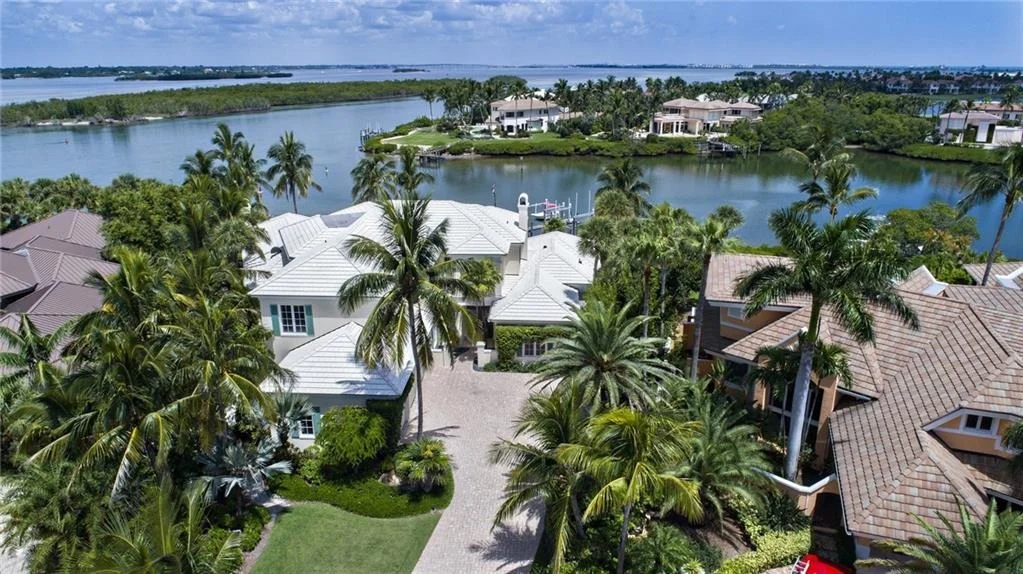 Photo of 6401 SE Inlet Way
