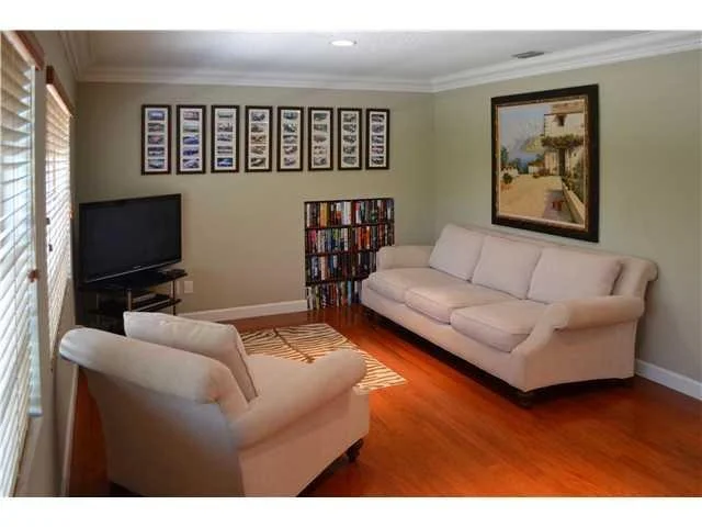 Photo of 2 CASTLE HILL Way