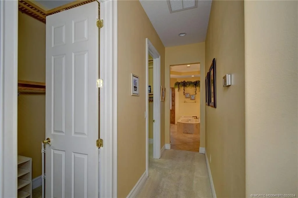 Photo of 8300 SW Cattleya Drive