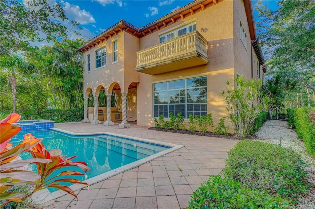 Photo of 104 Tulip Tree Court