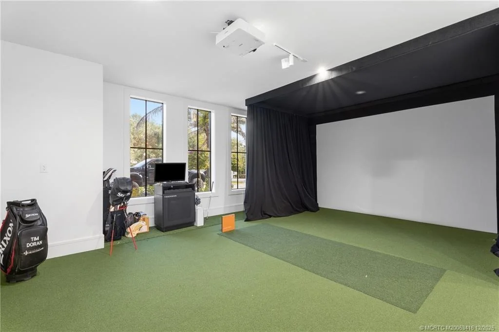 Photo of 210 Bears Club Drive