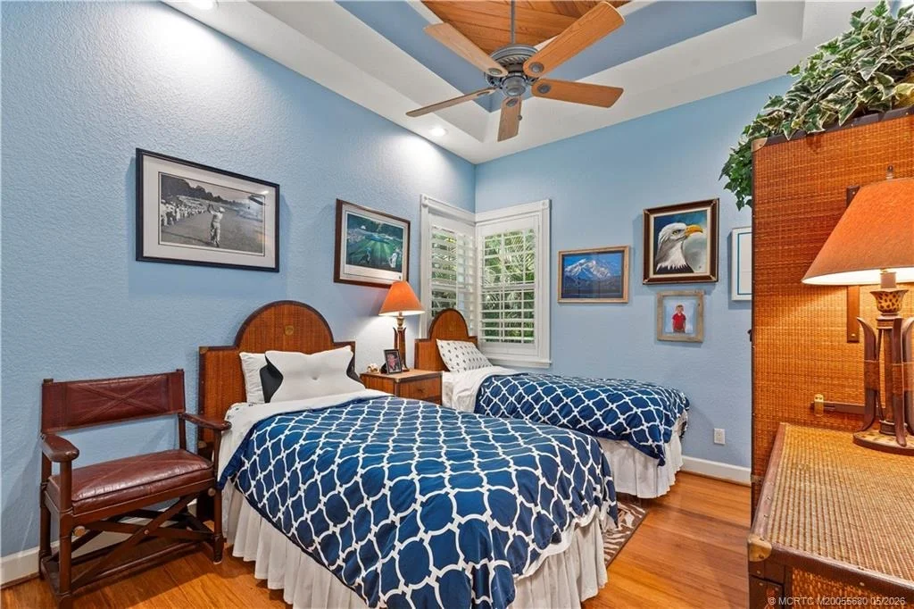 Photo of 4220 SE Rainbows End
