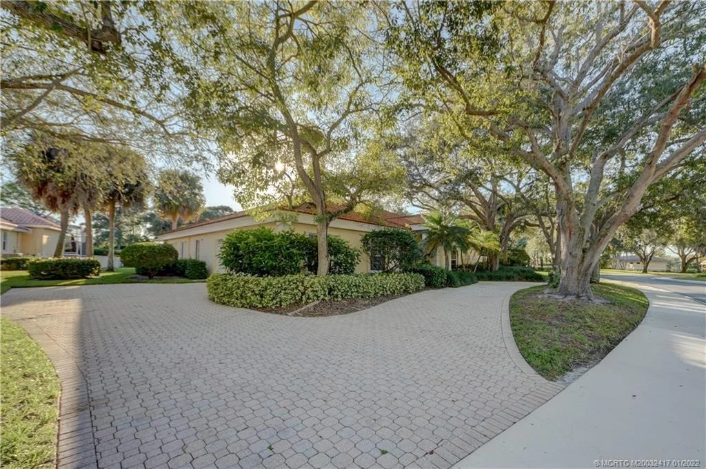 Photo of 2765 Tecumseh Drive