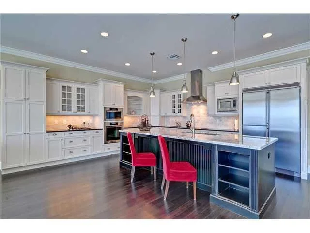 Photo of 1455 SE RIVERSIDE Drive