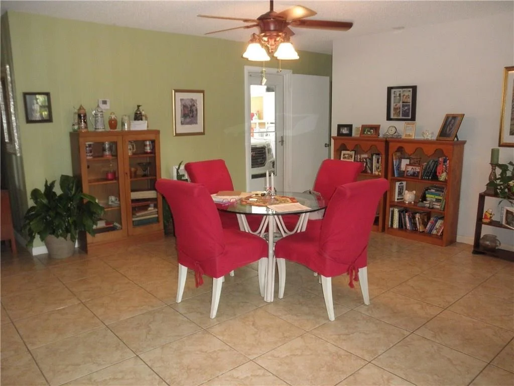Photo of 241 SE Tressler Drive