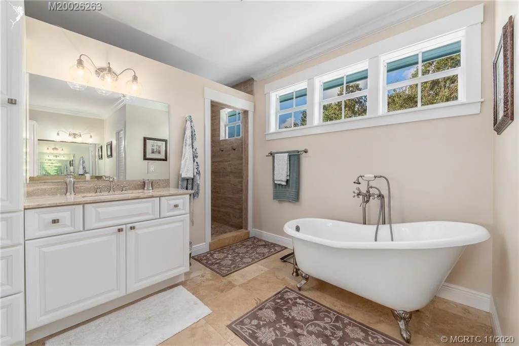 Photo of 2 Fieldway Drive