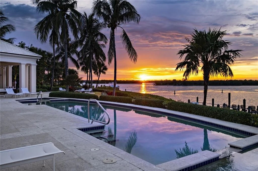 Photo of 6401 SE Inlet Way