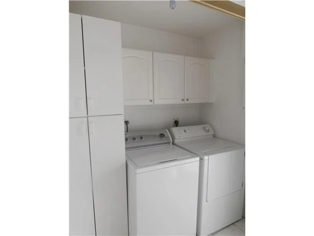 Photo of 123 W Beverly Road