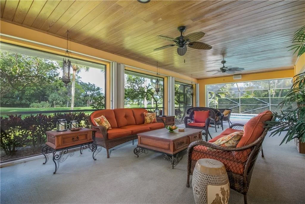 Photo of 2821 SE Fairway W