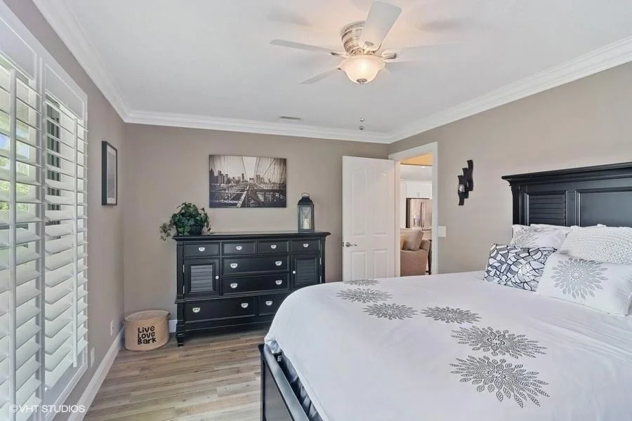 Photo of 641 SE Southwood Trail