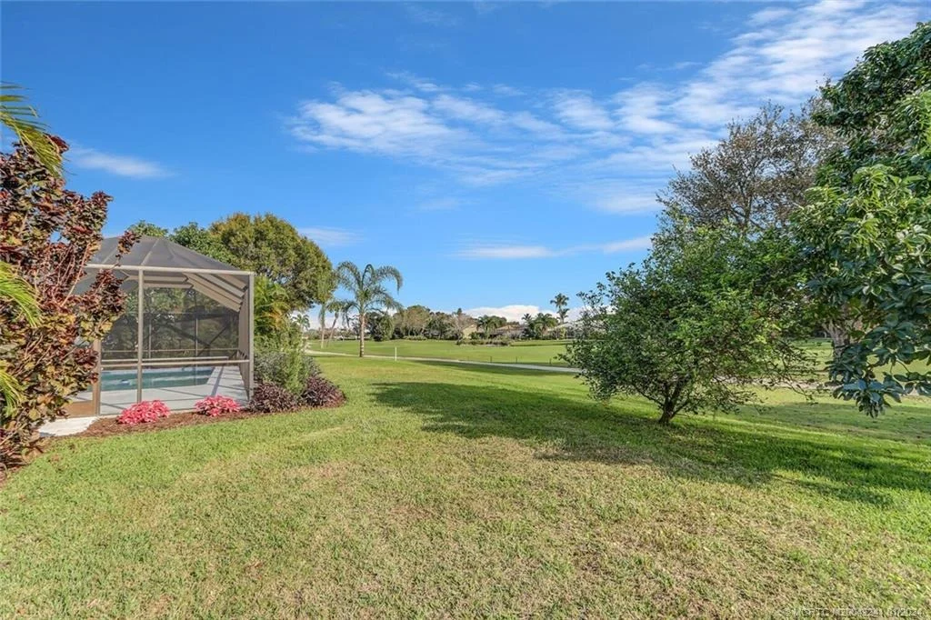 Photo of 3611 SE Fairway W