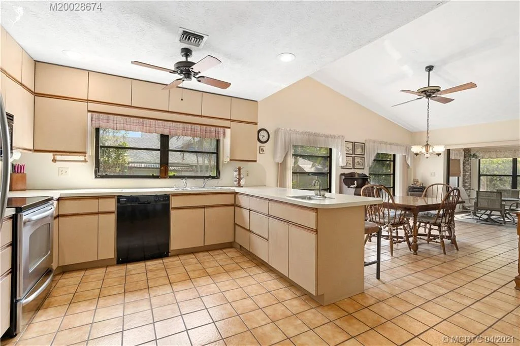 Photo of 5558 SE Major Way