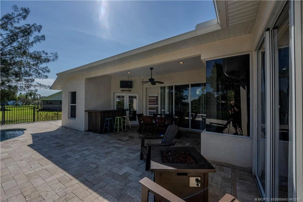 Photo of 1945 SE Emerald Court