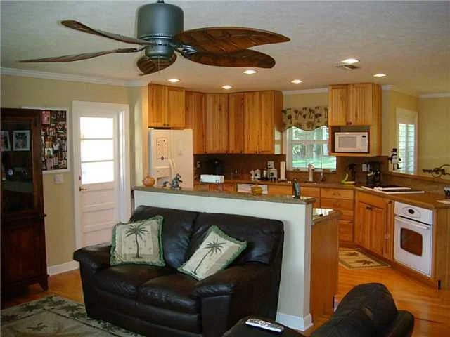 Photo of 4650 NE Allen Circle