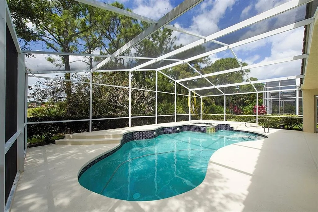 Photo of 7140 SE Twin Oaks Circle