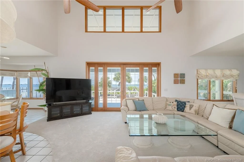 Photo of 114 N Sewalls Point Road