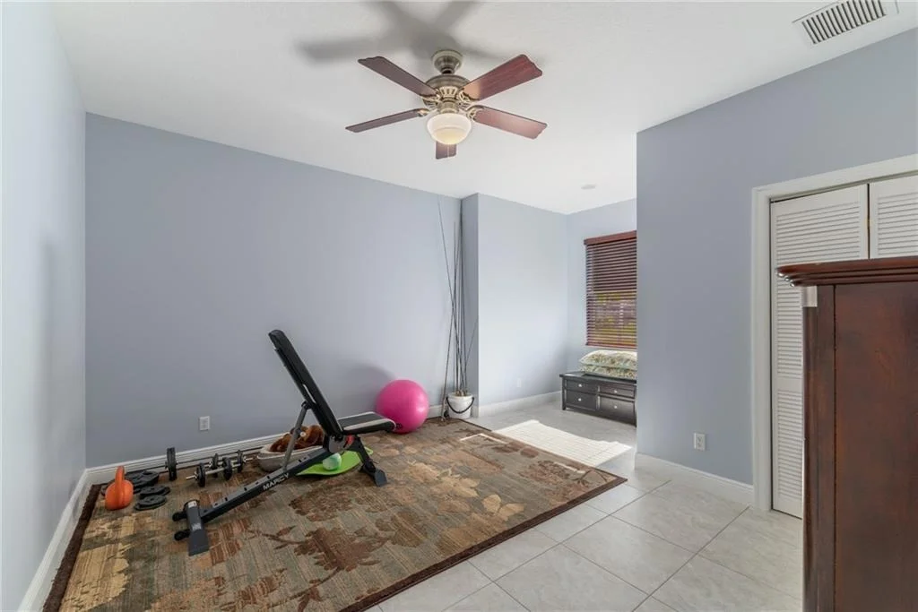 Photo of 2340 NW Bay Colony Drive