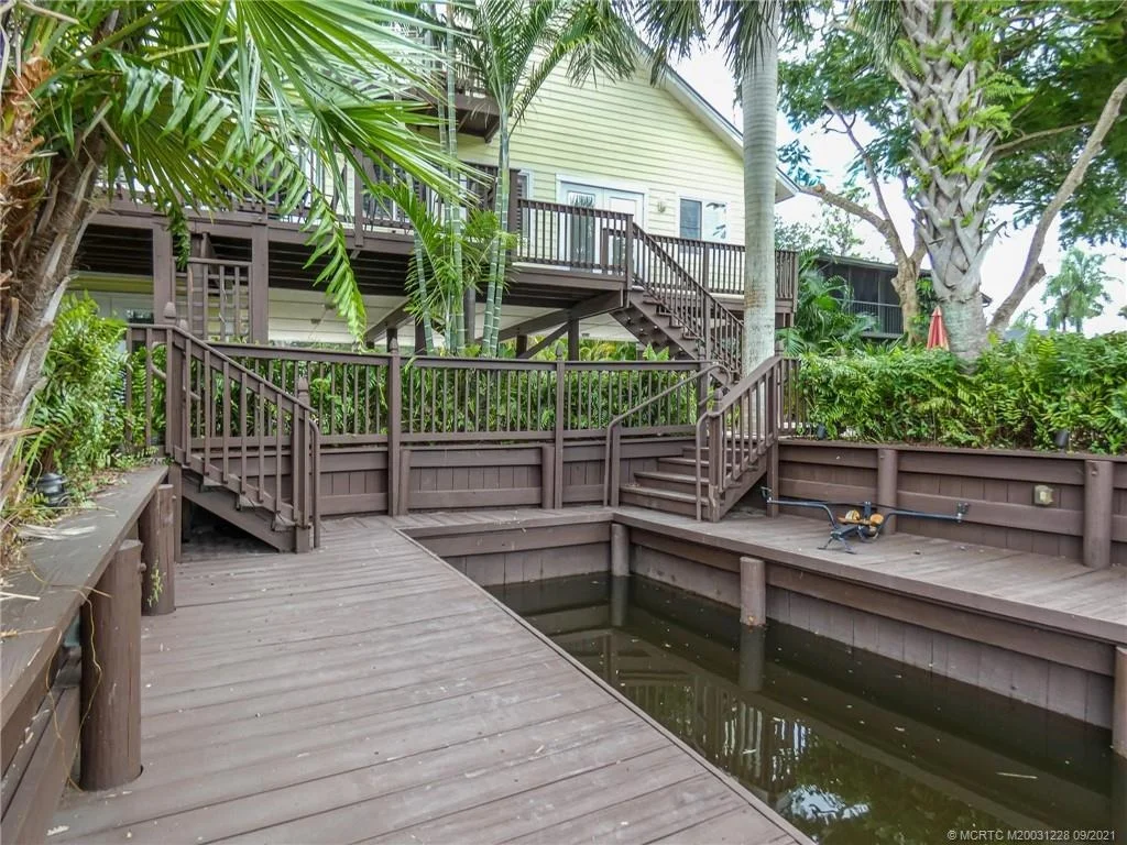 Photo of 765 SW Rustic Circle