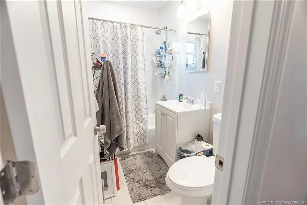 Photo of 1190 NW 15th Street