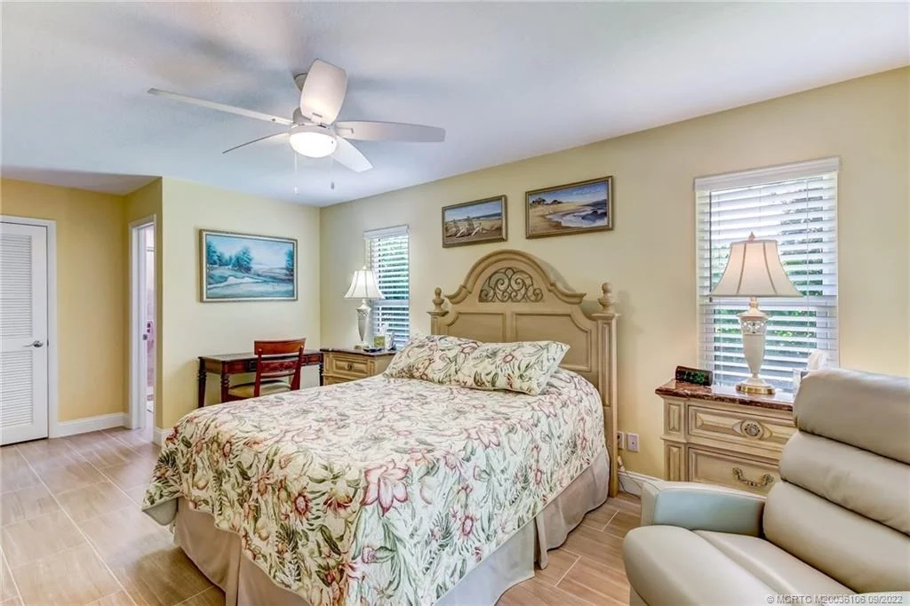 Photo of 1814 SE Granada Lane