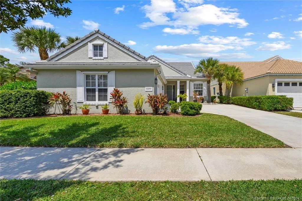 Photo of 6435 SE Wild Olive Lane